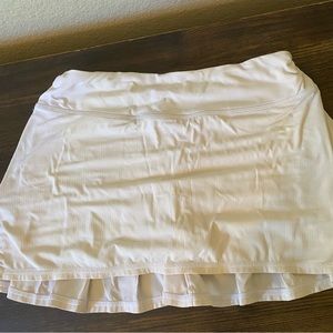 Lululemon skirt 4